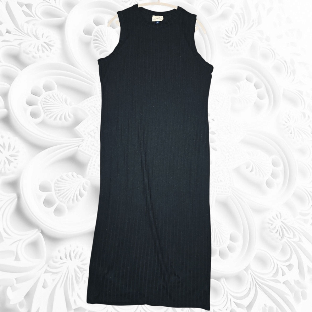 Universal Thread Sleeveless Black Midi Dress